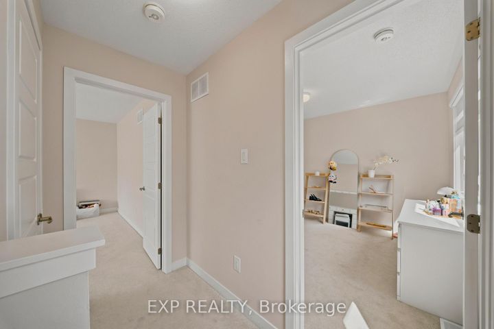 Photo 15 at 69 Lignite Private, Nepean (Heritage Park), Ottawa