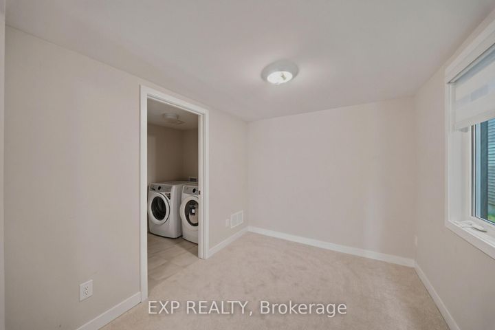Photo 25 at 69 Lignite Private, Nepean (Heritage Park), Ottawa