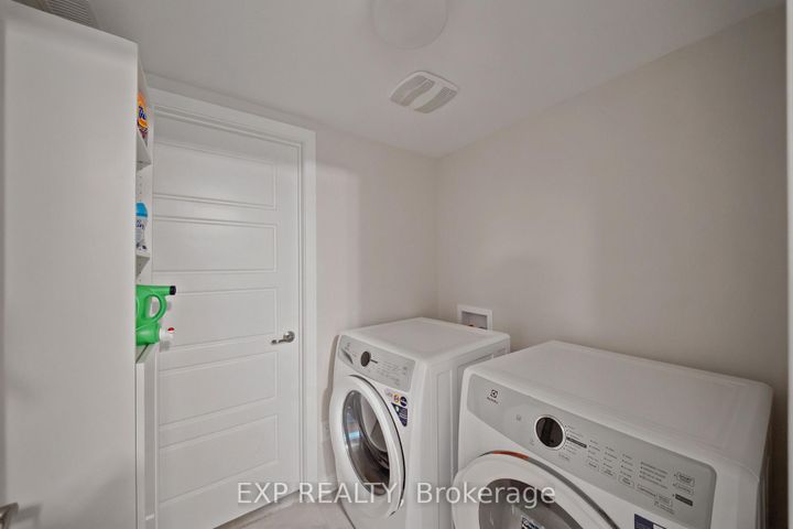 Photo 27 at 69 Lignite Private, Nepean (Heritage Park), Ottawa