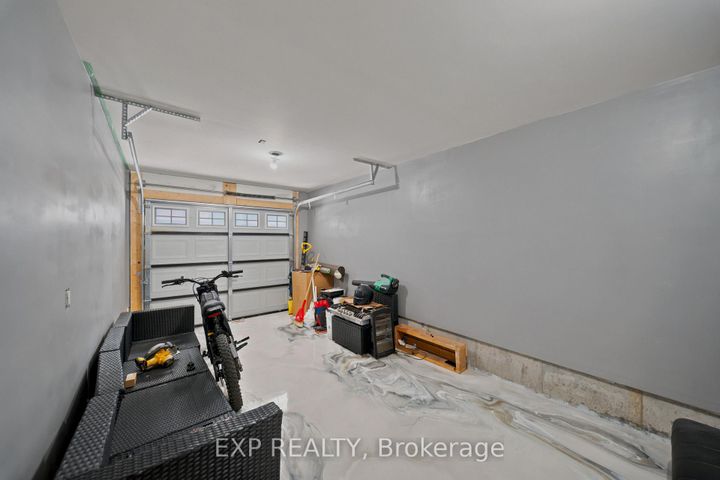 Photo 28 at 69 Lignite Private, Nepean (Heritage Park), Ottawa