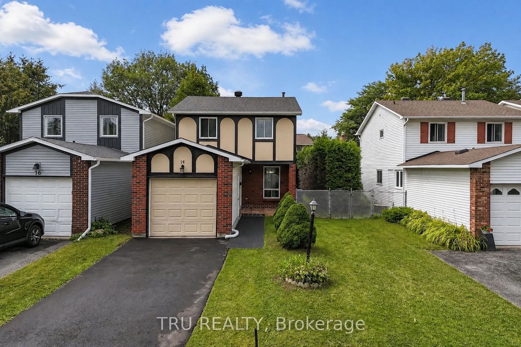 14 Wolfgang Drive, Nepean (Knollsbrook), Ottawa 