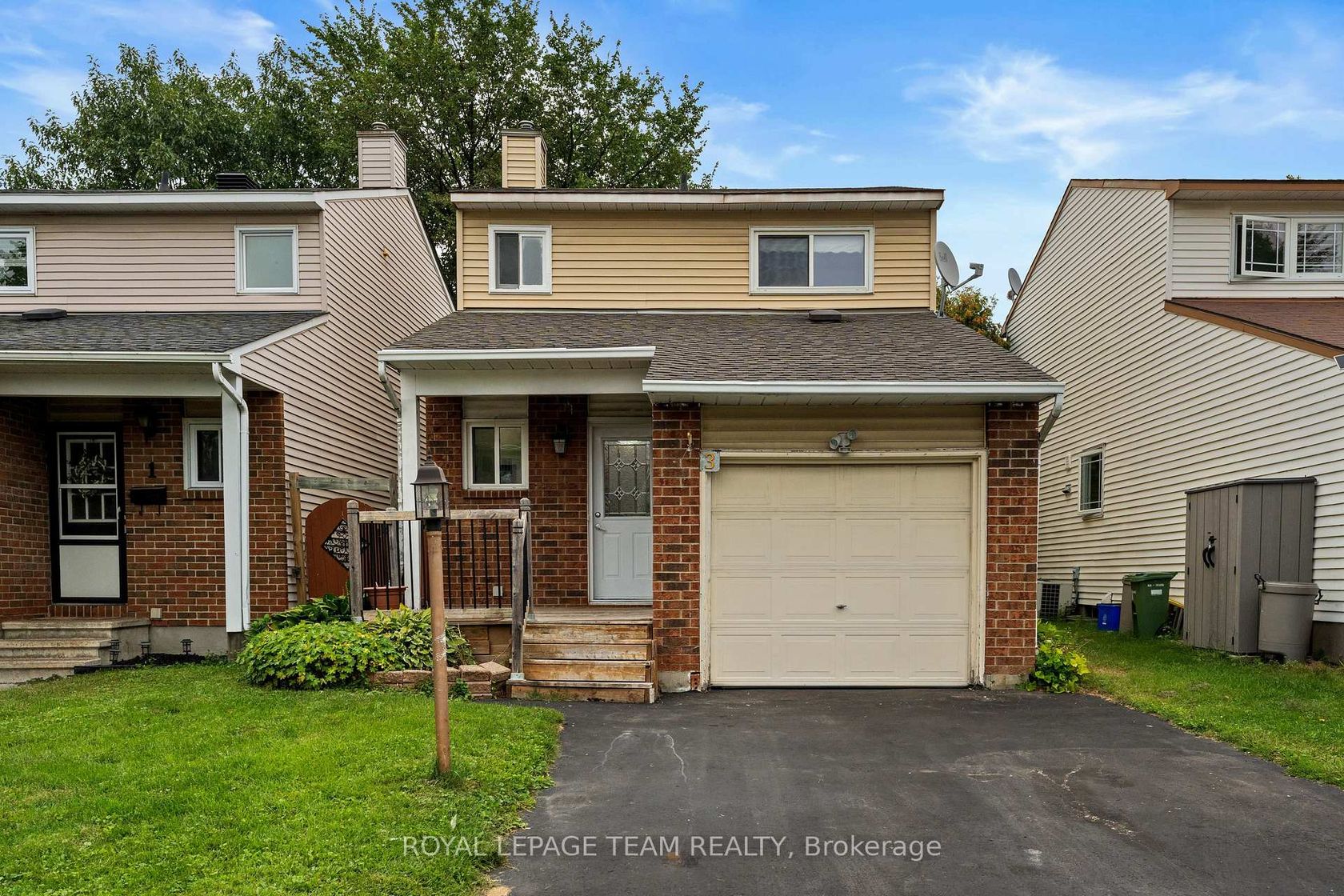 3 Benlark Road, Nepean (On the Green), Ottawa 