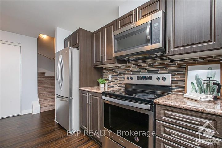 Photo 13 at B - 444 VIA VERONA Avenue, Nepean (Longfields), Ottawa