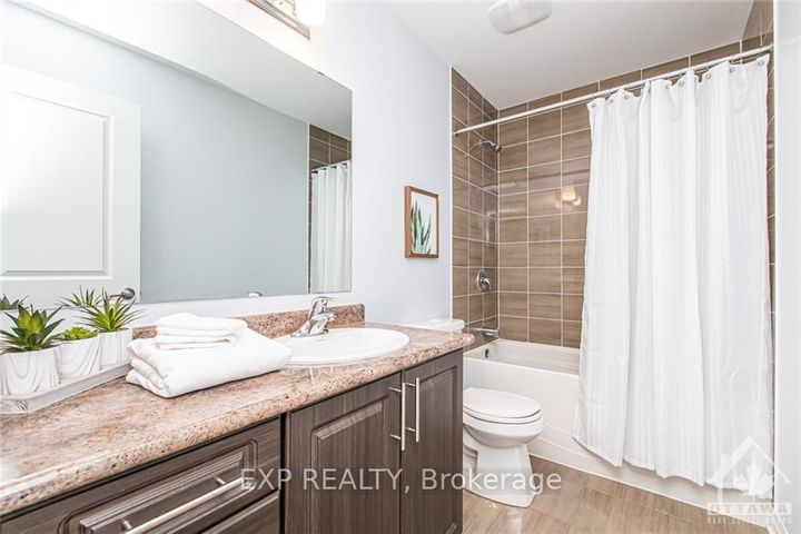 Photo 24 at B - 444 VIA VERONA Avenue, Nepean (Longfields), Ottawa