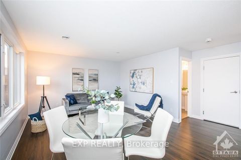 Photo 2 at B - 444 VIA VERONA Avenue, Nepean (Longfields), Ottawa