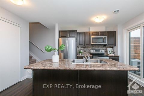 Photo 8 at B - 444 VIA VERONA Avenue, Nepean (Longfields), Ottawa
