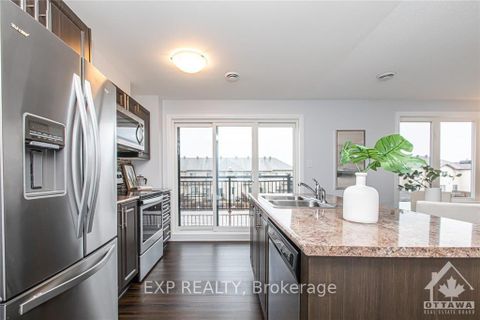 Photo 10 at B - 444 VIA VERONA Avenue, Nepean (Longfields), Ottawa