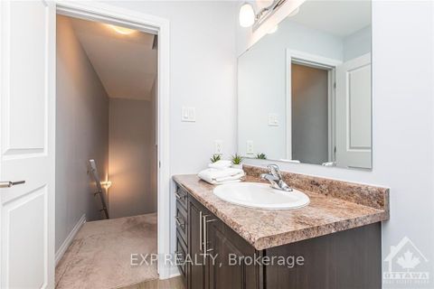 Photo 25 at B - 444 VIA VERONA Avenue, Nepean (Longfields), Ottawa
