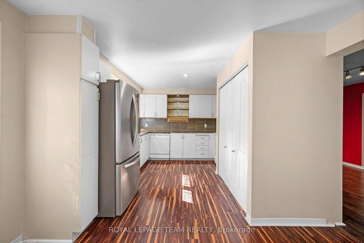 Photo 13 at 8 Mannington Court, Nepean (Cedargrove/Fraserdale), Ottawa
