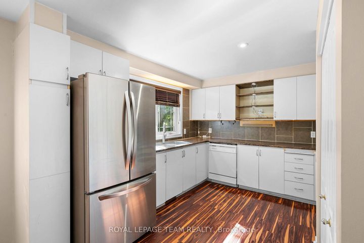 Photo 14 at 8 Mannington Court, Nepean (Cedargrove/Fraserdale), Ottawa