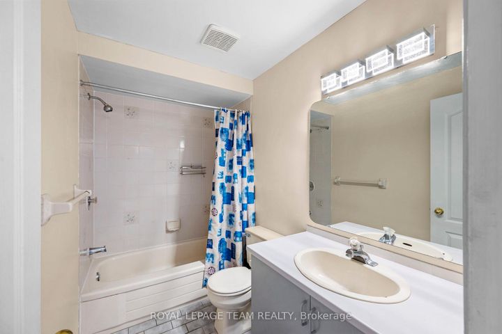 Photo 23 at 8 Mannington Court, Nepean (Cedargrove/Fraserdale), Ottawa