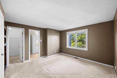 Photo 18 at 8 Mannington Court, Nepean (Cedargrove/Fraserdale), Ottawa