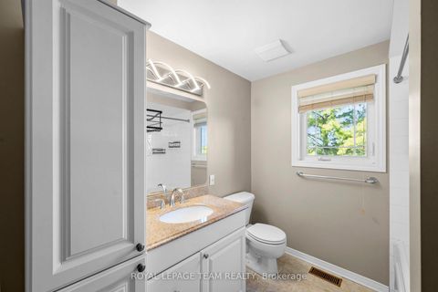 Photo 19 at 8 Mannington Court, Nepean (Cedargrove/Fraserdale), Ottawa