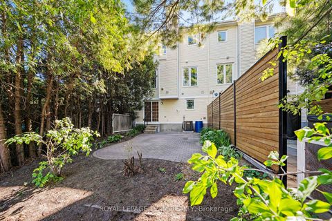 Photo 25 at 8 Mannington Court, Nepean (Cedargrove/Fraserdale), Ottawa