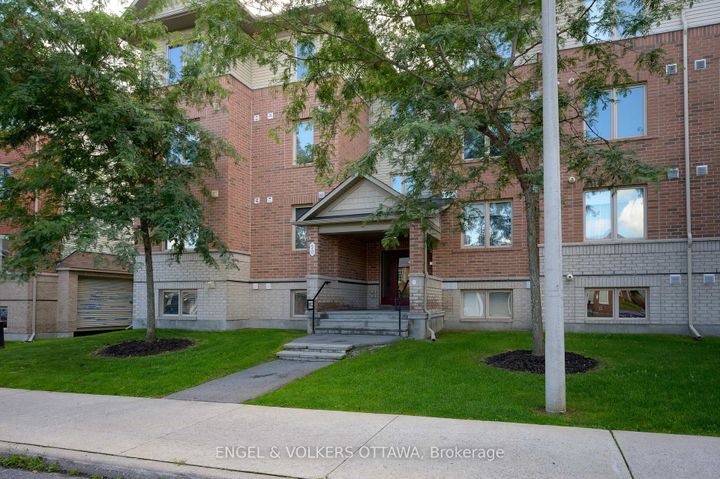 Photo 1 at 7 - 50 Barnstone Drive, Nepean (Barrhaven East), Ottawa