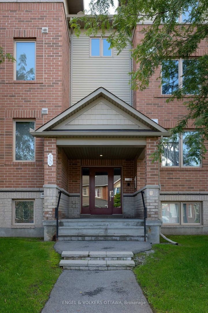 Photo 2 at 7 - 50 Barnstone Drive, Nepean (Barrhaven East), Ottawa