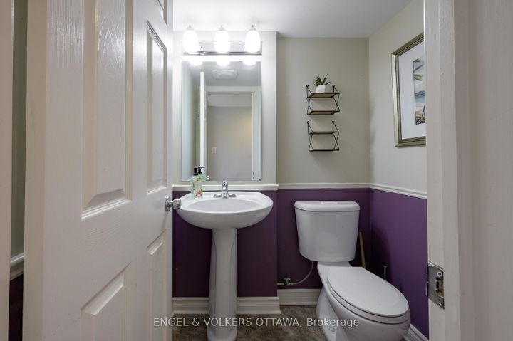Photo 15 at 7 - 50 Barnstone Drive, Nepean (Barrhaven East), Ottawa