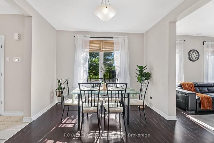 Photo 8 at 3 Stoneleigh Street, Nepean (Strandherd), Ottawa