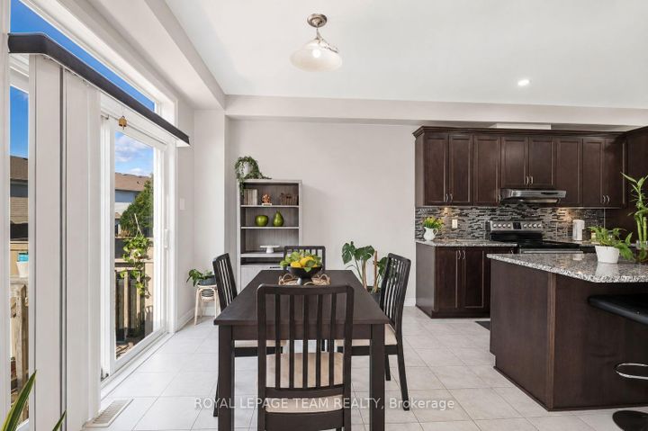 Photo 13 at 3 Stoneleigh Street, Nepean (Strandherd), Ottawa