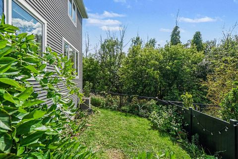 Photo 25 at 153 Point Prim Crescent, Nepean (Heritage Park), Ottawa