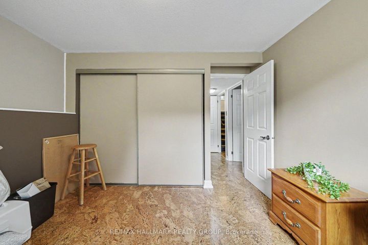 Photo 19 at 5 Lansfield Way, Nepean (Tanglewood), Ottawa
