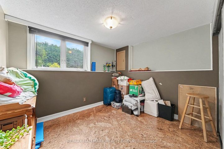 Photo 24 at 5 Lansfield Way, Nepean (Tanglewood), Ottawa