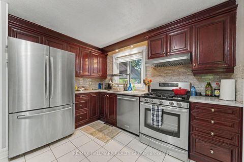 Photo 10 at 5 Lansfield Way, Nepean (Tanglewood), Ottawa