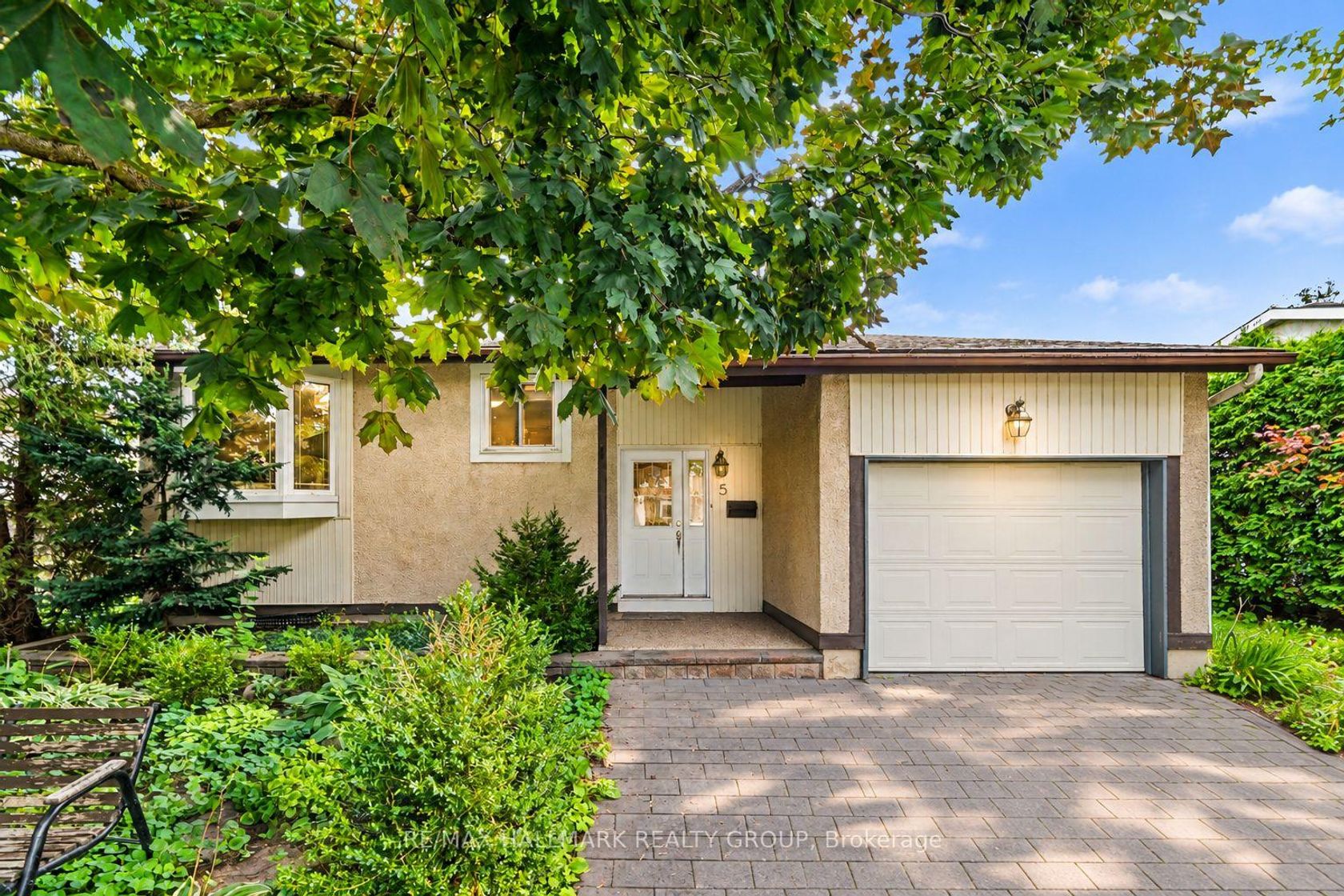5 Lansfield Way, Nepean (Tanglewood), Ottawa 