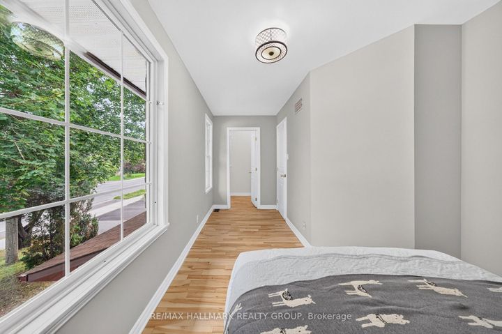 Photo 28 at 1608 Prince Of Wales Drive, Nepean (Carleton Heights), Ottawa