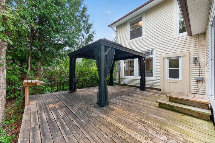 Photo 39 at 1608 Prince Of Wales Drive, Nepean (Carleton Heights), Ottawa