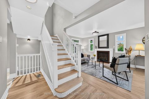 Photo 4 at 1608 Prince Of Wales Drive, Nepean (Carleton Heights), Ottawa