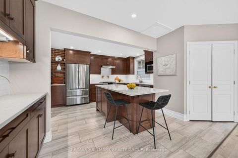 Photo 9 at 1608 Prince Of Wales Drive, Nepean (Carleton Heights), Ottawa
