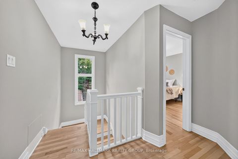 Photo 18 at 1608 Prince Of Wales Drive, Nepean (Carleton Heights), Ottawa