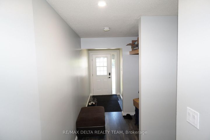 Photo 4 at 24 Raftus Square, Nepean (Pheasant Run), Ottawa