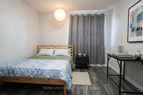 Photo 11 at 24 Raftus Square, Nepean (Pheasant Run), Ottawa
