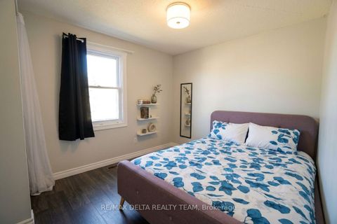 Photo 12 at 24 Raftus Square, Nepean (Pheasant Run), Ottawa