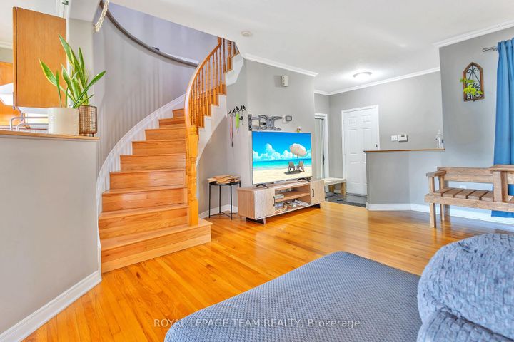 Photo 7 at 36 Saffron Court, Nepean (Longfields), Ottawa