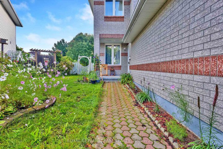 Photo 31 at 36 Saffron Court, Nepean (Longfields), Ottawa