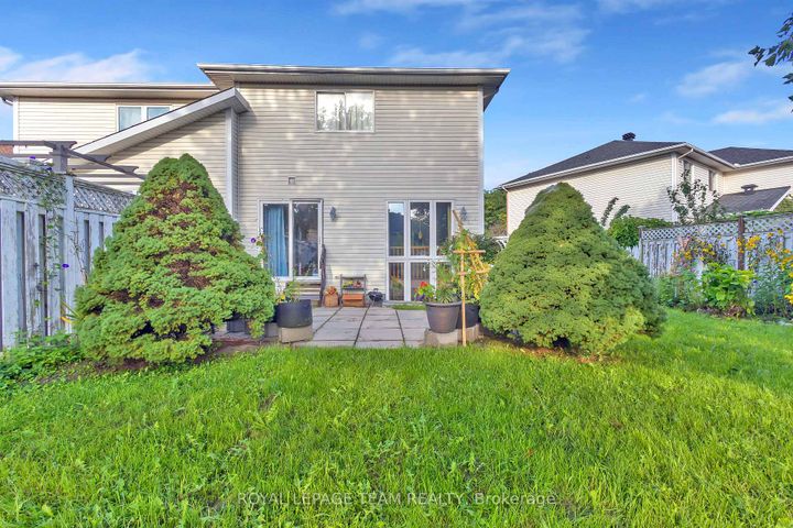 Photo 35 at 36 Saffron Court, Nepean (Longfields), Ottawa