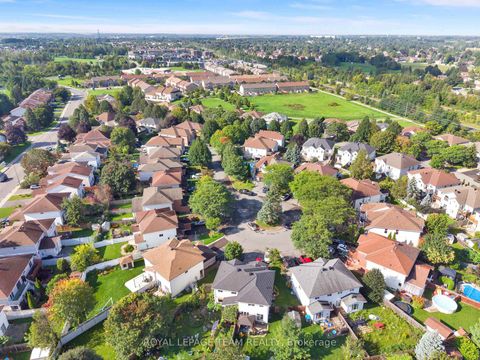 Photo 36 at 36 Saffron Court, Nepean (Longfields), Ottawa