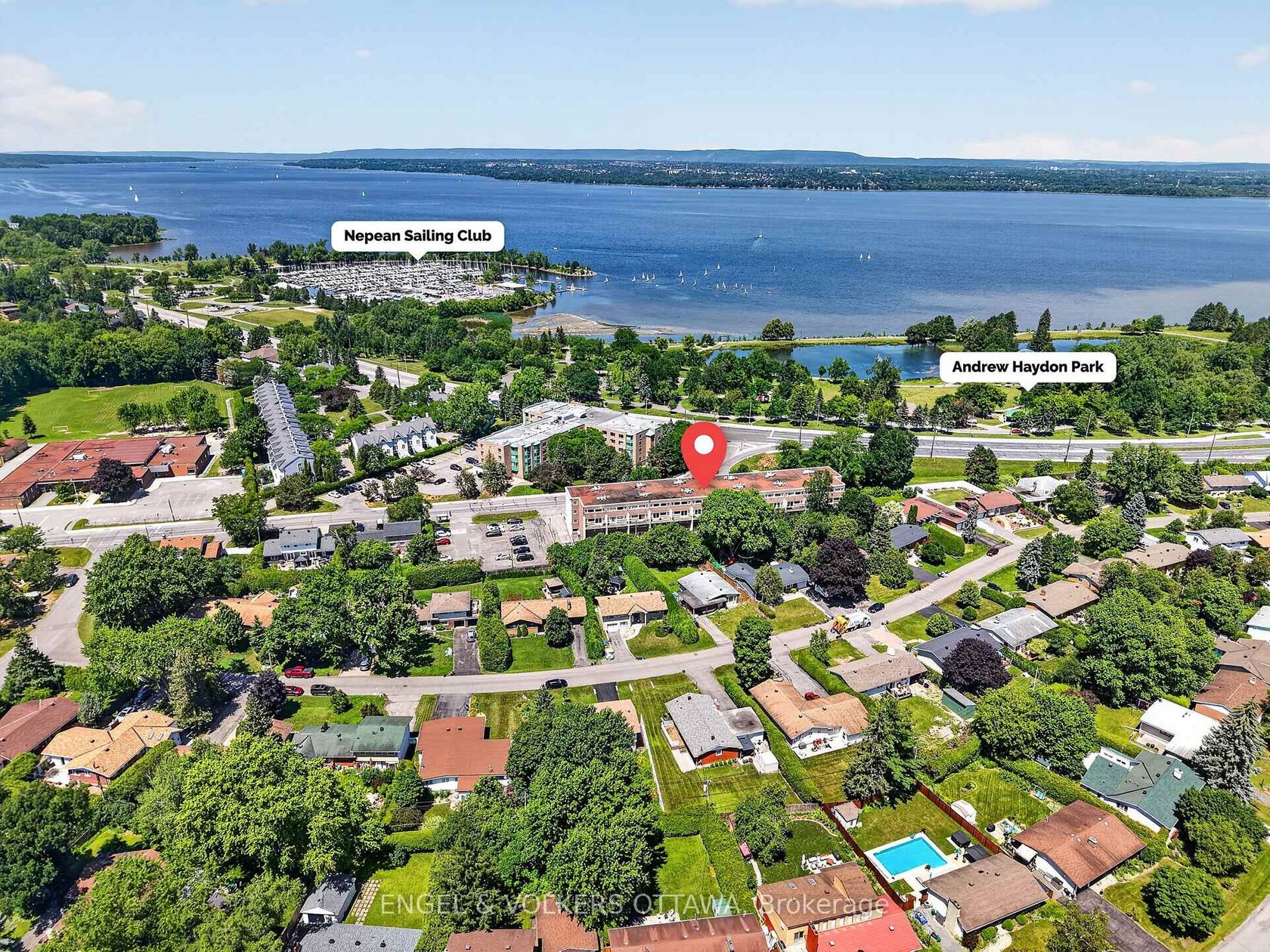 119 - 12 Corkstown Road, Nepean (Lakeview Park), Ottawa 