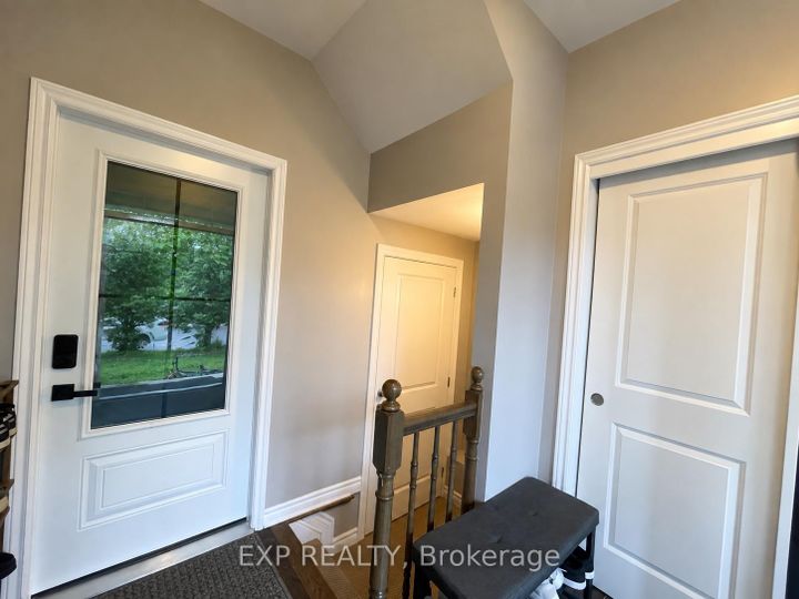 Photo 2 at 12 Knockaderry Crescent, Nepean (Half Moon Bay), Ottawa