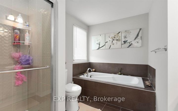 Photo 20 at 12 Knockaderry Crescent, Nepean (Half Moon Bay), Ottawa
