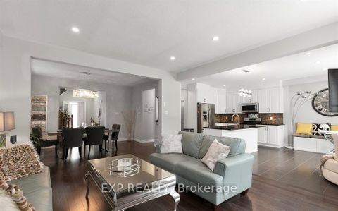 Photo 8 at 12 Knockaderry Crescent, Nepean (Half Moon Bay), Ottawa