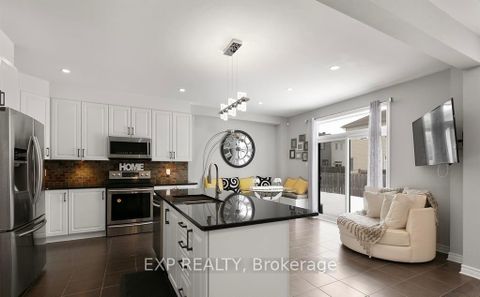Photo 10 at 12 Knockaderry Crescent, Nepean (Half Moon Bay), Ottawa