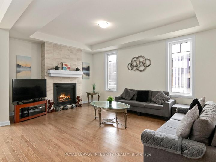 Photo 4 at 168 Maynooth Court, Nepean (Half Moon Bay), Ottawa