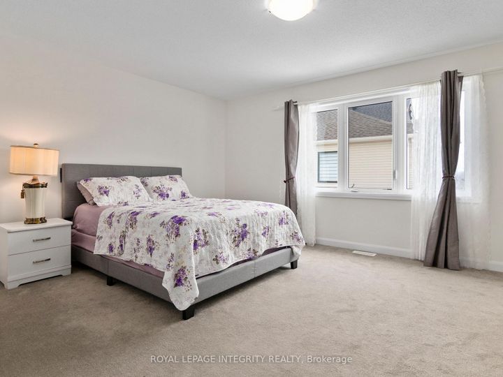 Photo 13 at 168 Maynooth Court, Nepean (Half Moon Bay), Ottawa