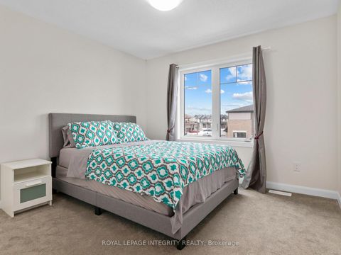 Photo 9 at 168 Maynooth Court, Nepean (Half Moon Bay), Ottawa