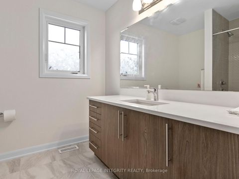 Photo 11 at 168 Maynooth Court, Nepean (Half Moon Bay), Ottawa