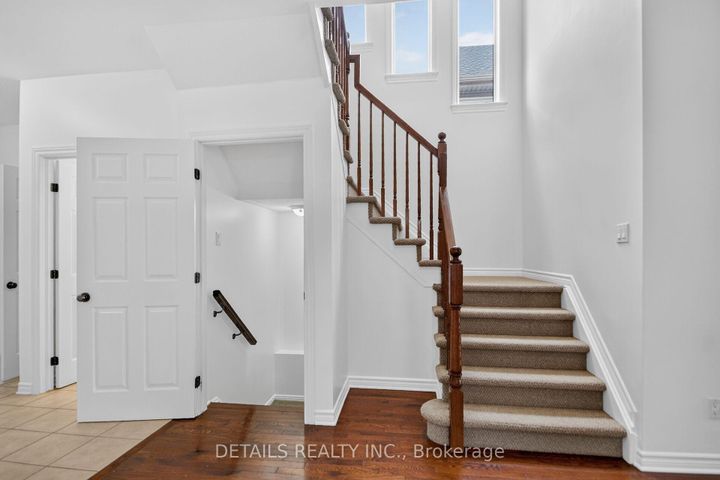 Photo 31 at 250 Flodden Way, Nepean (Barrhaven East), Ottawa